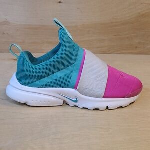 Nike Presto Extreme Cabana/Laser Fuchsia Color Slip On Kids Shoes